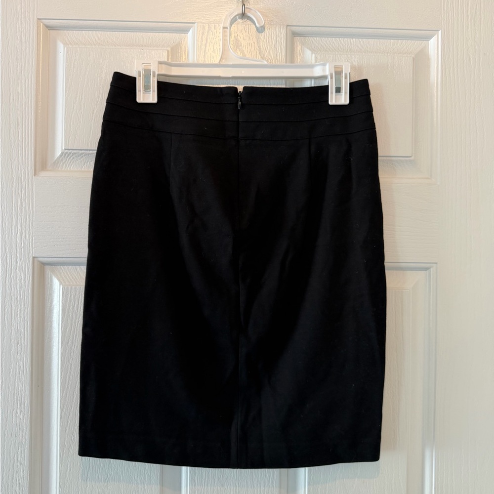 3 Skirt classic bundle - Size 2 - black, white and black